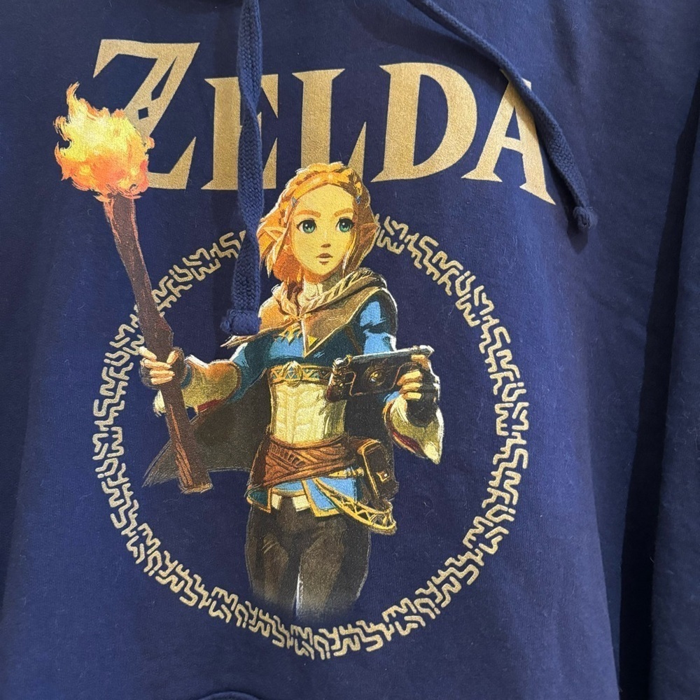 Zelda Graphic Hoodie in Navy